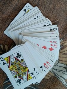 100% Pure Plastic Lancer Playing Cards