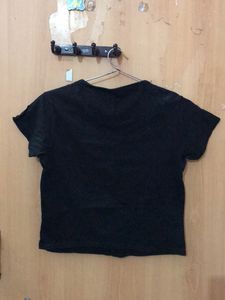 Black Box Crop Tshirt (Brand: gotti-tantra)