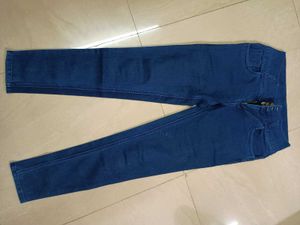 High Waisted Jeans