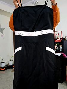 Cider Contrast Trim Black Dress