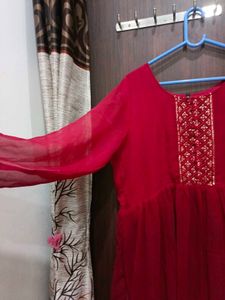 Red Naira Kurta