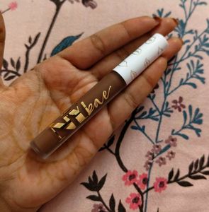 NY Bae Lip Gloss in brown dates shade