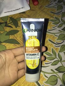Garnier Vitamin C Serum Cleanser