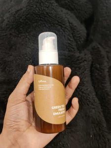Isntree Green Tea Emulsion