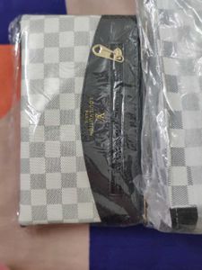 SLING BAGS WITH MULTI ZIPPER N SPACIOUS WALLET
