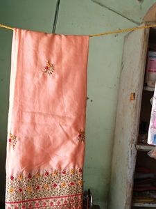 Some One Gifted But I Have Many Sari So Selling It