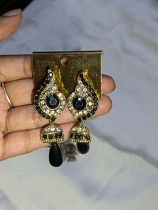Earings Pack Of 4
