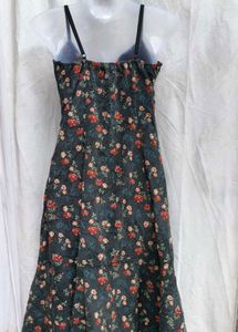 432011. Floral Print Dress