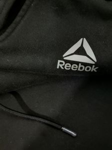 💥BUY1GET1💥 REEBOK men&#39;s cotton regular fit color block hooded sweatshirt.