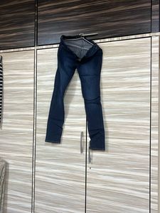 Levi&#39;s Dark Wash Denim Jeans