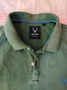 Allen Solly Textured Men Polo Neck Green Tshirt