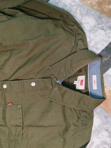 Levi&#39;s Olive Green Shirt