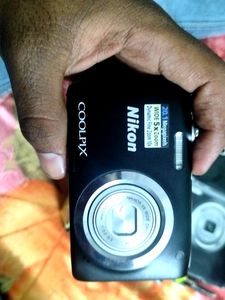 Nikon Coolpix A100