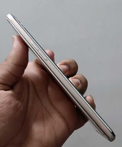 ✨ Oppo F1s with FREE back cover 3GB/32GB – Gold ✨