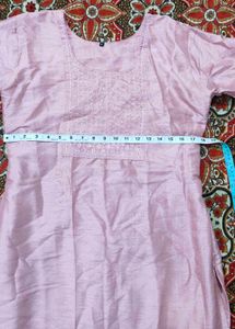 Elegant Pink Embroidered Kurta set