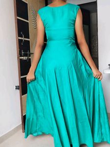 Umbrella Gown With Koti