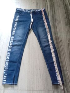 girls jeans west size is 30&#34; X length  37&#34;