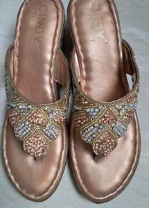 Cindy Jeweled Thong Sandals✨️💛