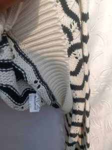 Stradivarius Chevron Knit Cardigan 🖤