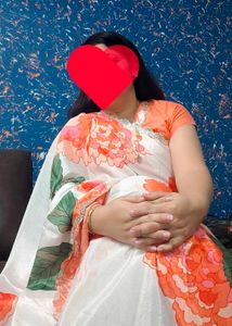 Floral Print Saree With Ready Made Blouse