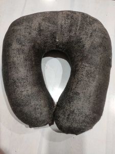One Travelling Neck Pillow