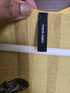 Vero Moda Overlay Free Size