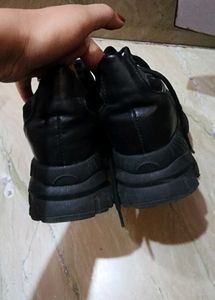 Black Madefoot Shoes