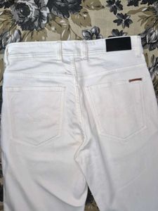 White/Cream Trouser