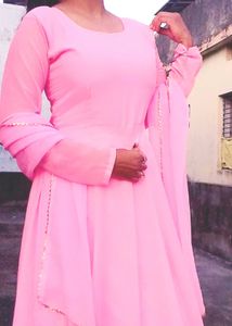 Elegant Pink Kurta Set