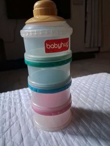 Babyhug Formula Dispenser