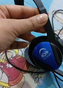 Headphone