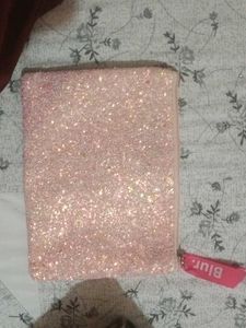 Blur Makeup Bag With A Good Storage Space