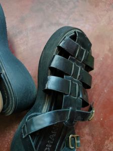 Free Shoes