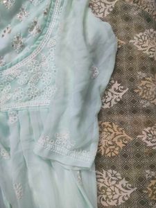 chikenkari kurti