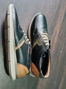 Leather Casual Shoes