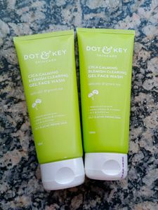Dot & Key CICA Face Wash for Acne Prone Skin, 2% Salicylic Acid Face Wash with Green Tea