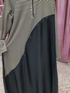 Elegant Striped Abaya