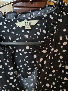 Black &amp; White Print Top
