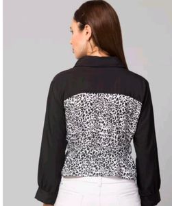 Stylish Elegent And Korean Inspired Top💜💜💜💜