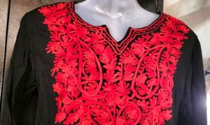 Women Trendy Stylish Lucknow Chikankari Short Kurt