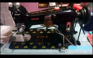 Embroidery &amp; Piko Machine with Stand