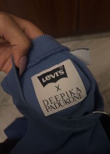 Levi’s x Deepika Padukone Sleeveless Blue Top