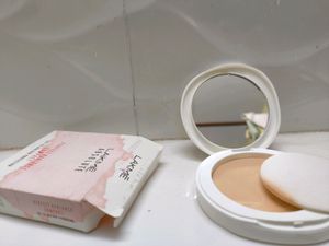 Lakme Absolute Perfect Radiance Compact