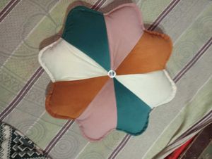 Flower cushion