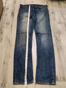 Ma573 Levi&#39;s Jeans Waist 32