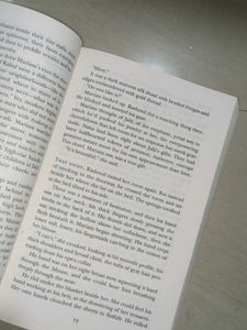 A Thousand Splendid Suns by Khaled Hosseini