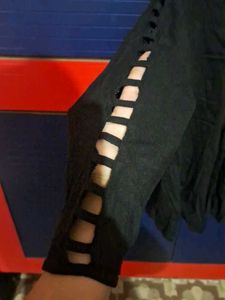Arm Design Top