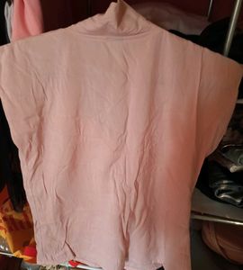 V-Shape Neckline It&#39;s Comfortable