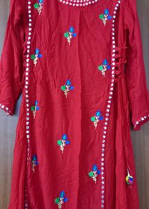 Red Kurti