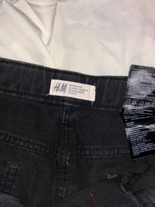 H&amp;M Black Shorts